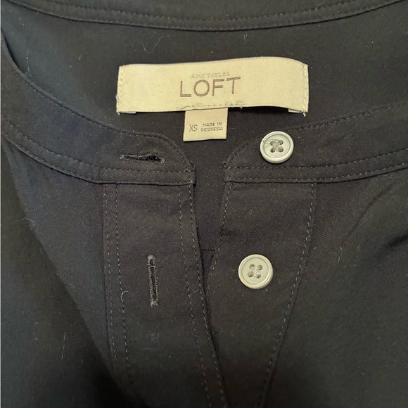LOFT Black Button-Up Top, Size XS - Picture 2 of 8